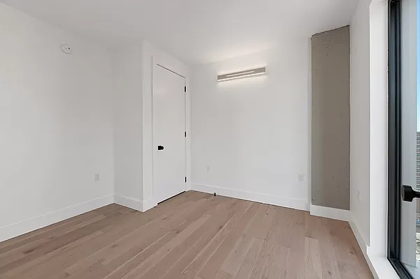 Rented by REAL New York | media 29