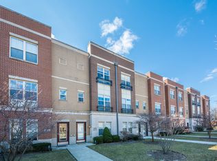 1213 W Grenshaw St, Chicago, IL 60607