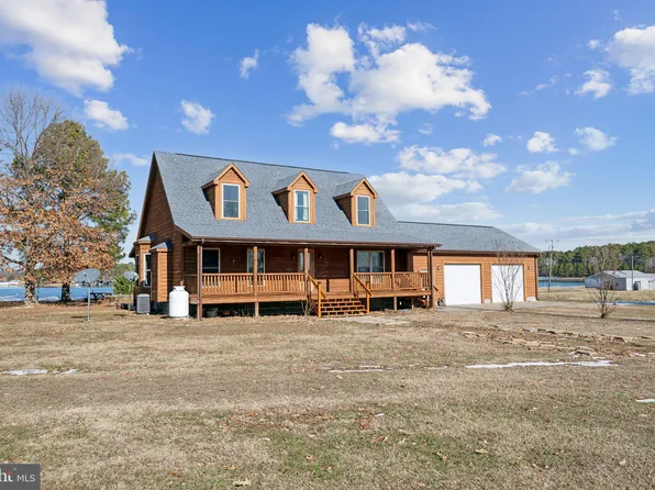 1319 White Point Rd, Kinsale, VA 22488