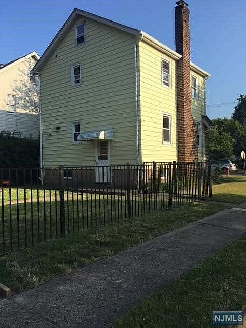 2nd image of 76 Monona Ave