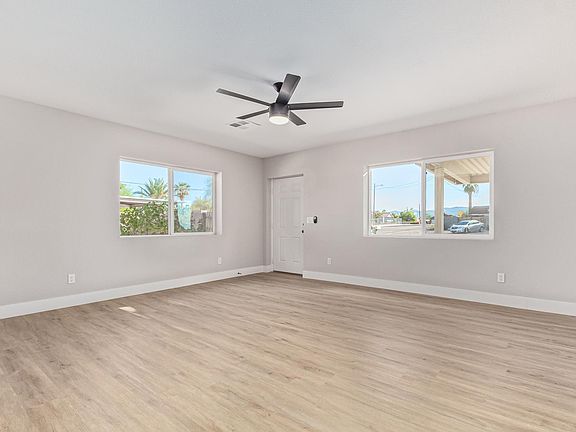 4th image of 2560 E Southgate Ave