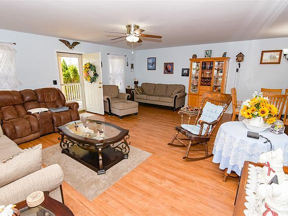 5th image of 266 Farmwood Dr