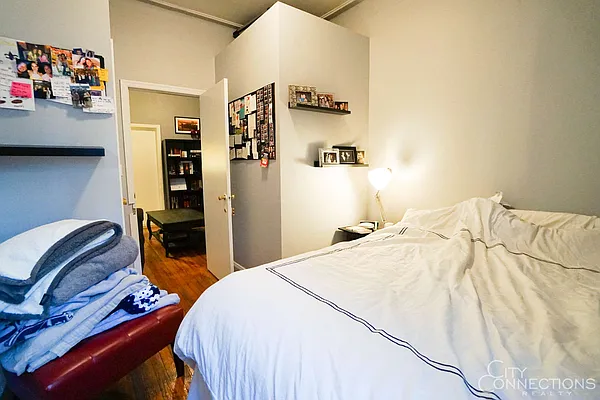 Rented by City Connections Realty | media 27