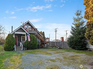 729 N 4th St, Mount Vernon, WA