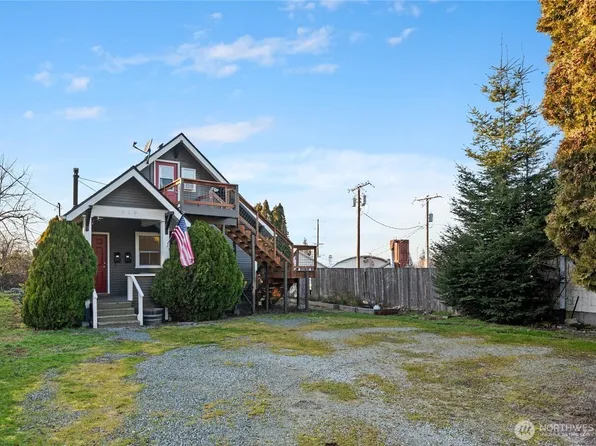 729 N 4th Street, Mount Vernon, WA 98273