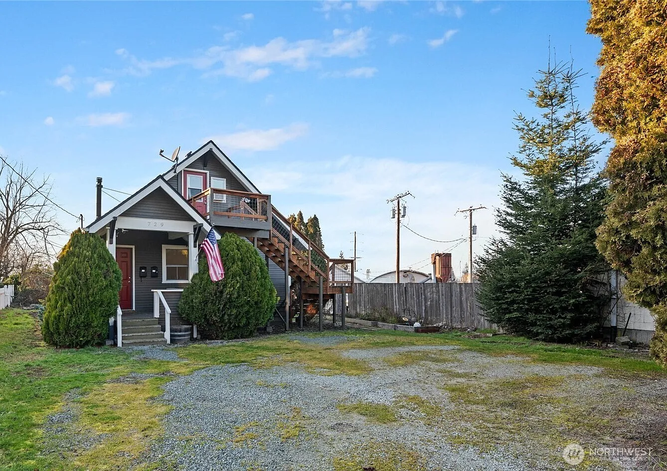 729 N 4th Street photo 1