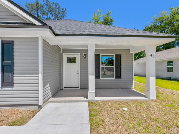 49 Melody Ln