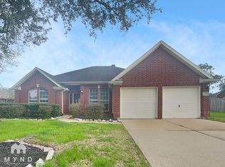 3009 Fallbrook Ct, Pearland, TX 77584