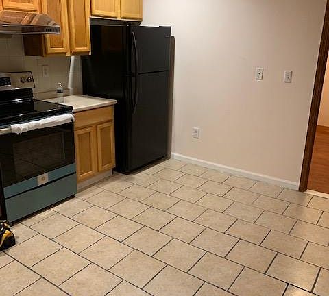 5th image of 1436 Snyder Ave Floor 3