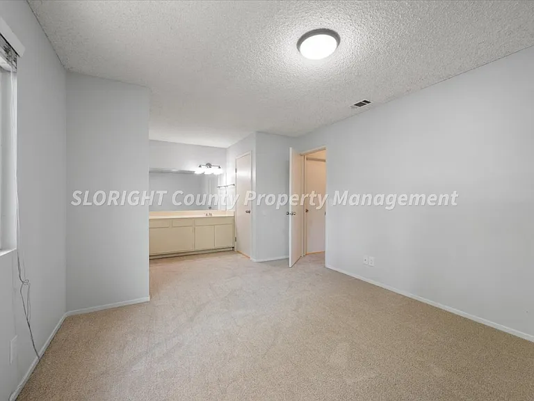1351 Royal Way #4 — Photo 20