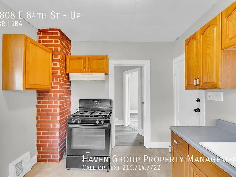4808 E 84th St #UP — Photo 9