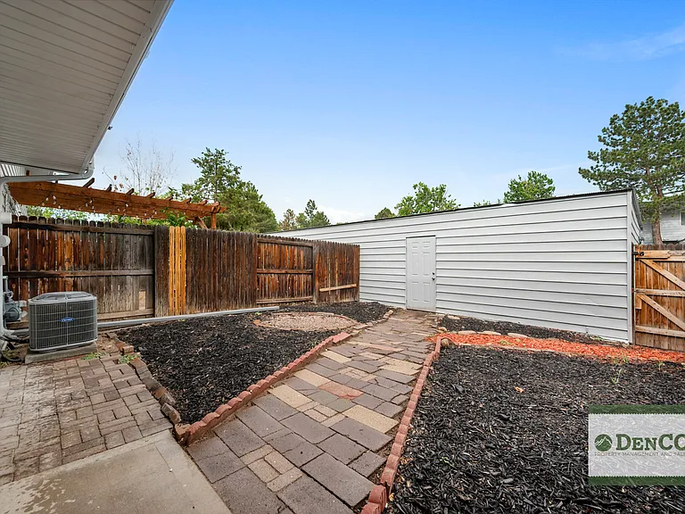 12616 E Kansas Pl — Photo 21