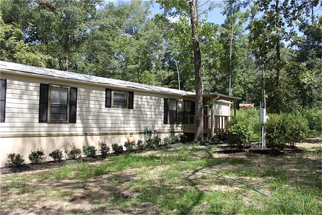 1st image of 15715 Forest Dr