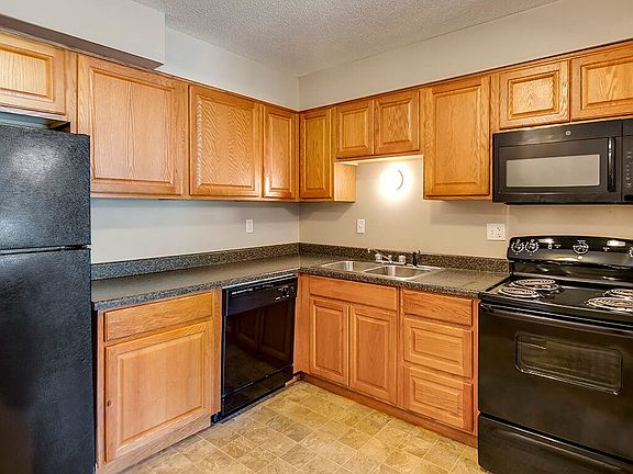 Fully-Equipped Kitchen with Appliances