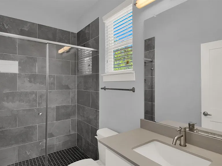 6902 Carver Ave #A — Photo 19