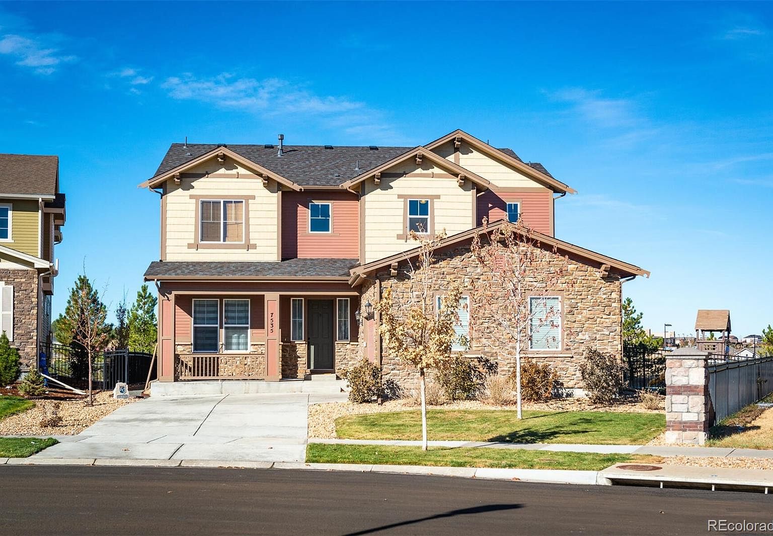 S.tarrkk.*・ 7535 S Quantock Ct, Aurora, CO 80016 | Zillow