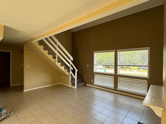 4th image of 2606 Clara Kee Blvd