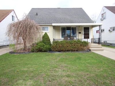 24560 Bolam Ave, Warren, MI, 48089