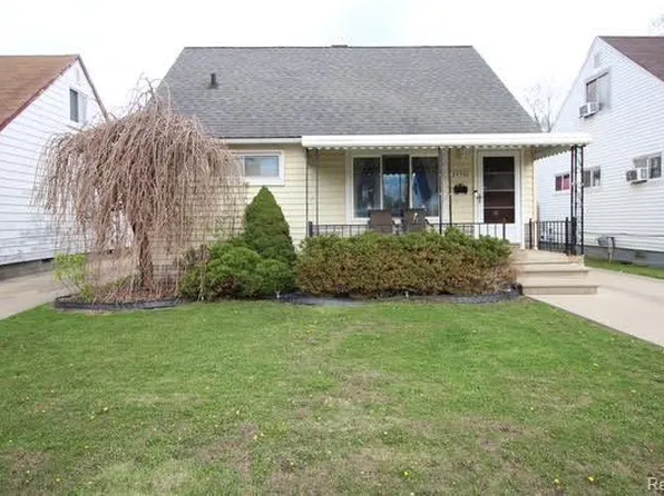 24560 Bolam Ave, Warren, MI 48089