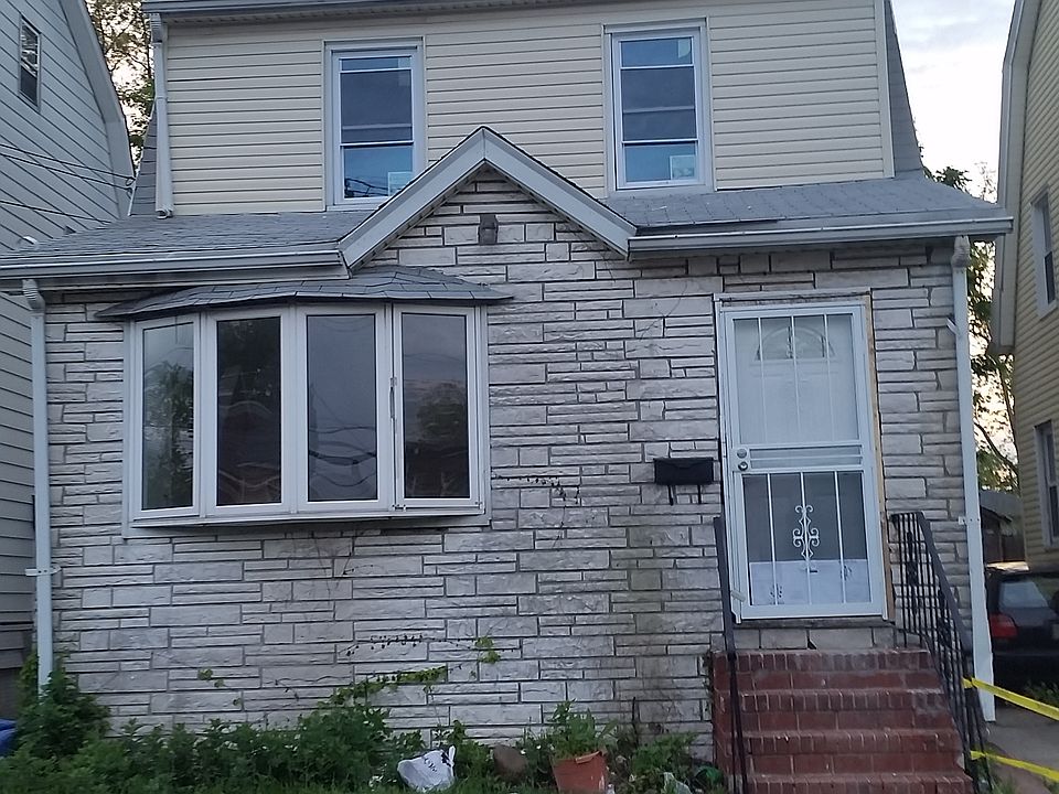 1st image of 189-47 Mangin Ave