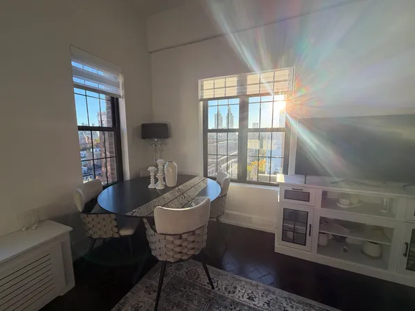 160 West 73rd Street image 4 of 12