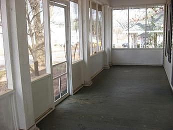 2nd image of 203 Willow St