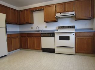 831 Old Silver Spring Rd, Mechanicsburg, PA 17055