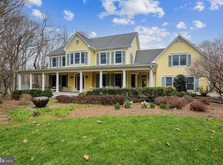 10837 S Glen Rd, Potomac, MD 20854