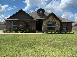 1691 Colonel Bartow Dr, Prairie Grove, AR 72753