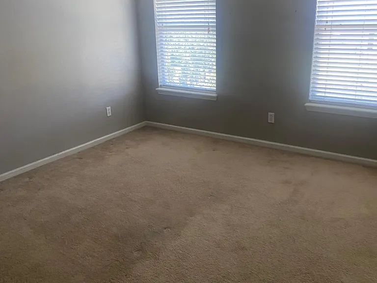 712 Middle Branch Way — Photo 10