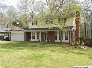 821 Sugarloaf Ln, Anniston, AL 36207