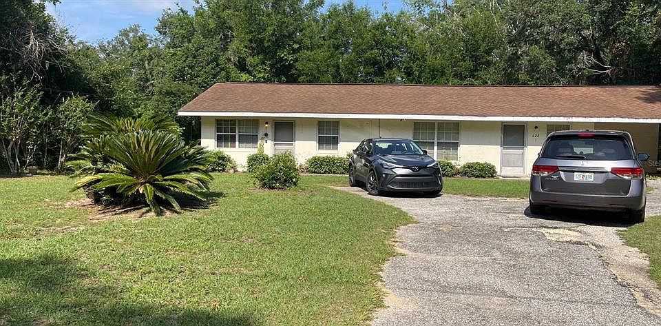 1st image of 622 NE 26th Ct