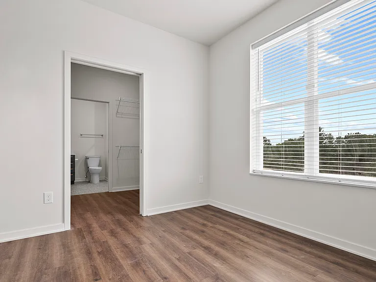 Flats at Carriage Commons — Photo 3