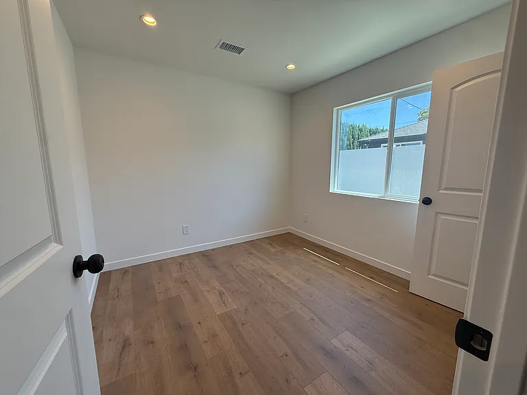 1849 Fanwood Ave #1/2 — Photo 9