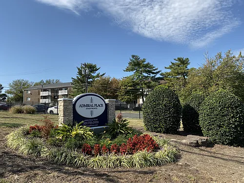 Admiral Place Photo 1