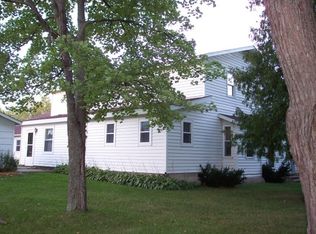 8908 Lanark Ln, Amherst, WI 54406