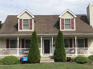 418 Pine St E, Williamstown, NJ 08094