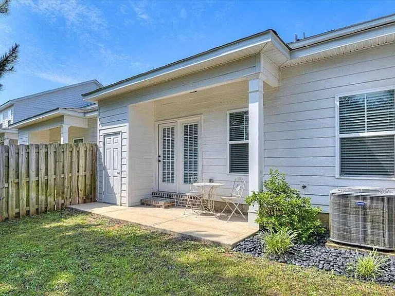 312 Sumac Trl — Photo 17