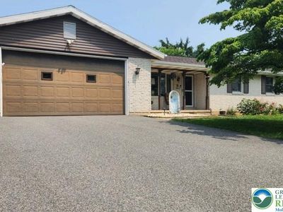 4441 Nicholas St, Easton, PA, 18045