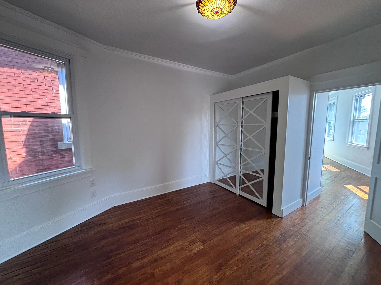 251 Mill St — Photo 2
