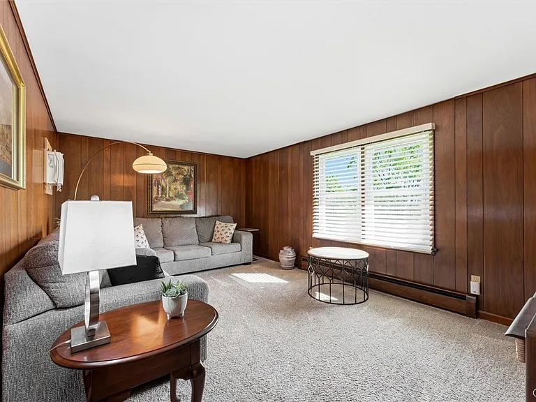 Stanton Dr — Photo 9