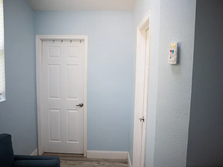 205 N Dellview Dr — Photo 10