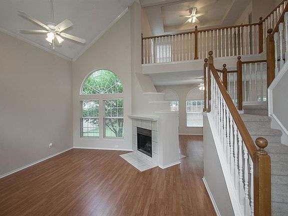 3rd image of 2216 London Dr