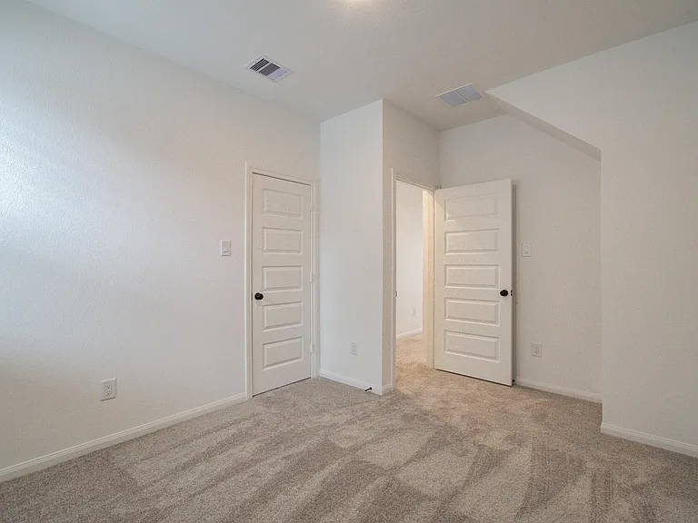 7231 Yarrow Blossom Ct — Photo 40