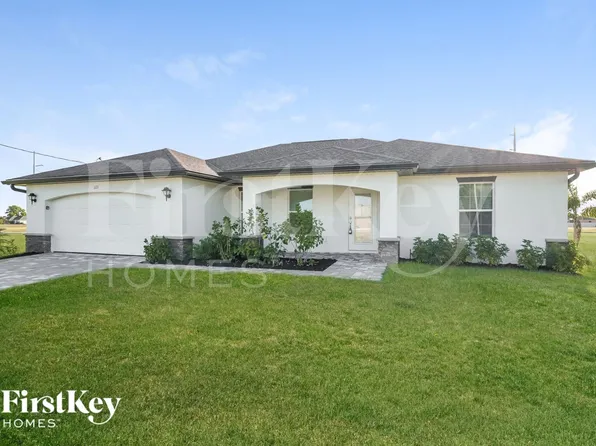 1121 NW Juanita Pl, Cape Coral, FL 33993