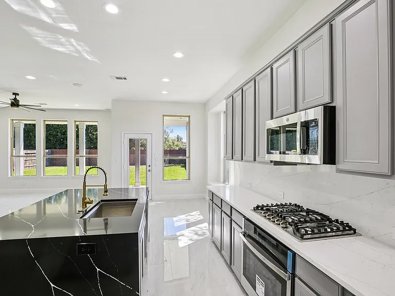 1123 Penny Worth Dr — Photo 11