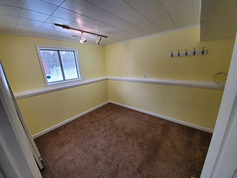 32 Golden Rod Ln — Photo 11