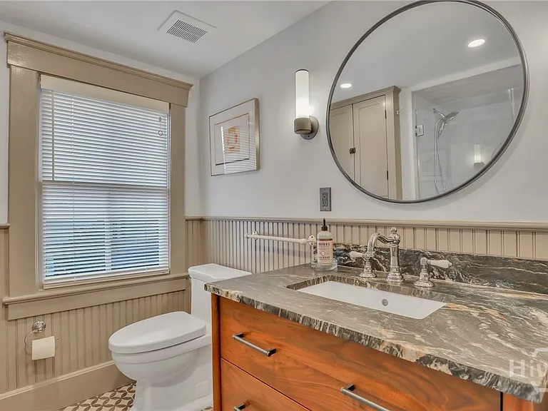 410 1/2 E Victory Dr #CARRIAGE HOUSE — Photo 24