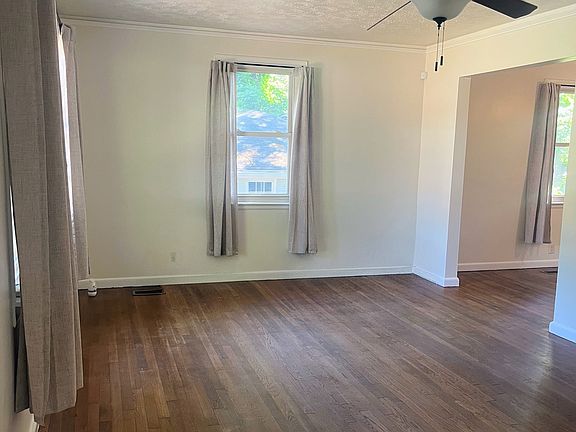 Living room, original hardwood floor