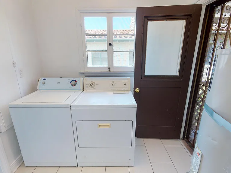 10747 W Ashton Ave — Photo 26
